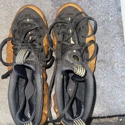 Gold Foamposites sz 13 condition 7.5/10