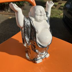 White Laughing Buddha Statue