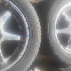 4 Rim And Tires 275/50 R20