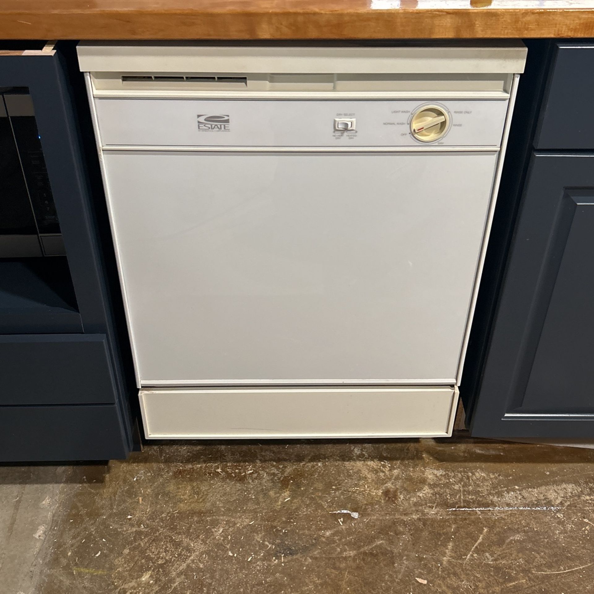 Whirlpool Dishwasher