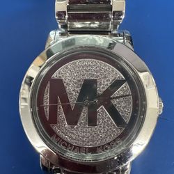 Michael Kors Runway Wrist Watch