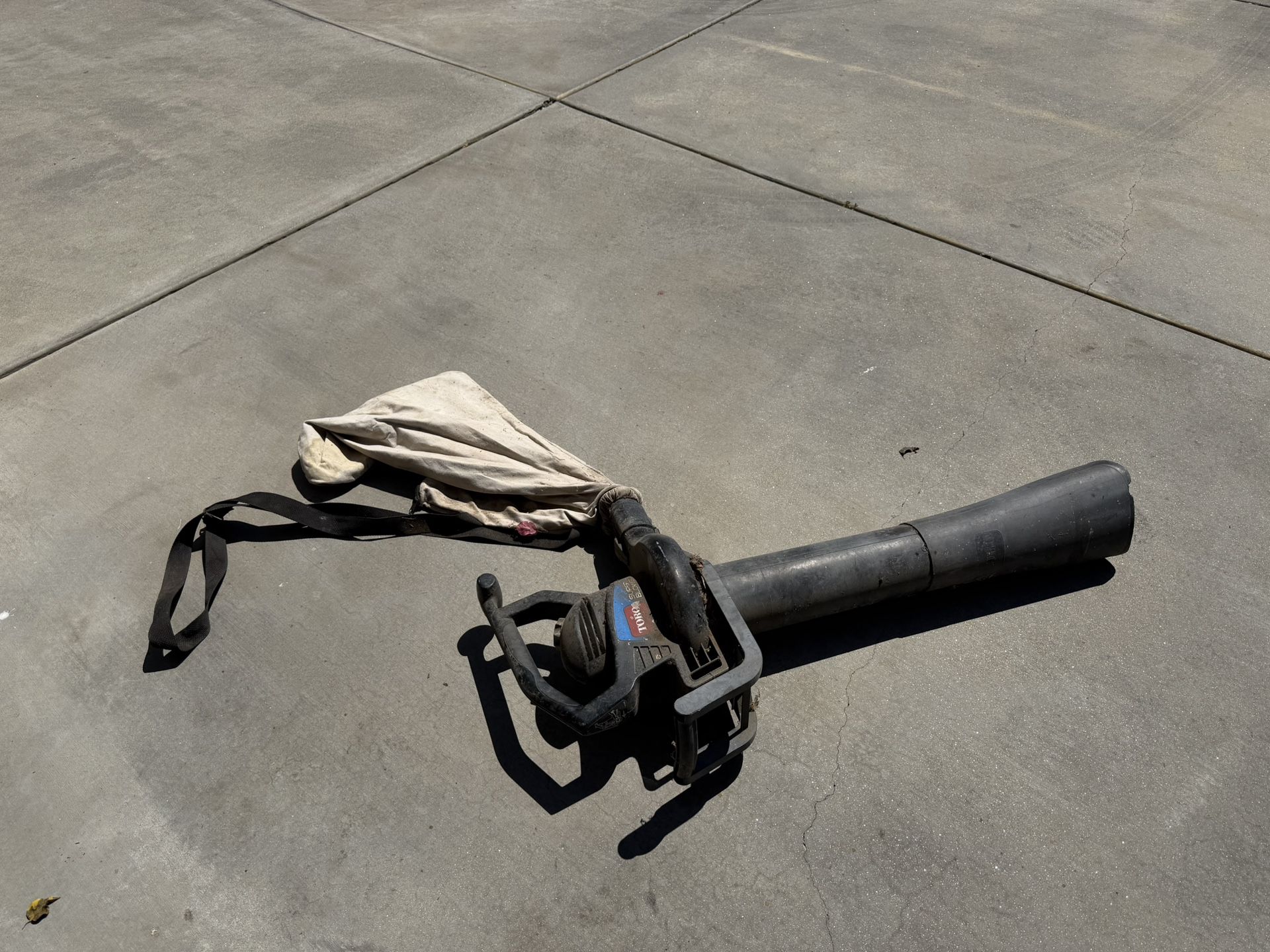 Leaf Blower And Vacuum