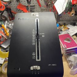 Paper shrreder Fellowes  Cross cut 