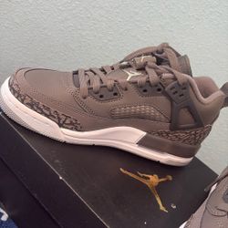 Jordan Spizike Lows 