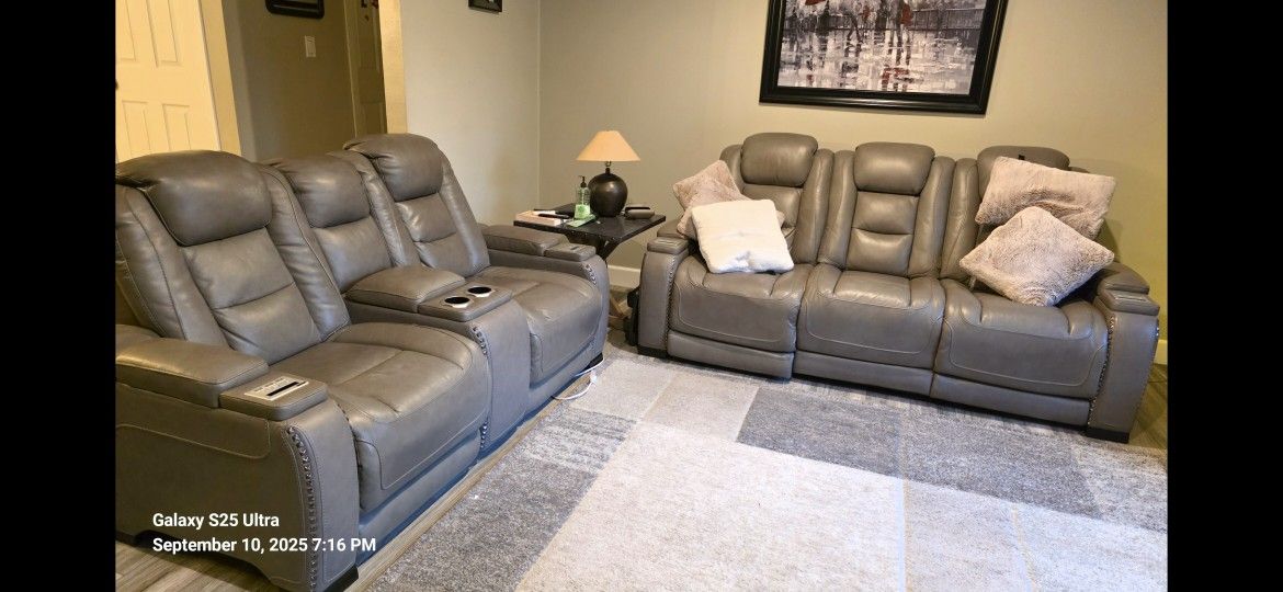 Leather Couch and Loveseat With Center Consel