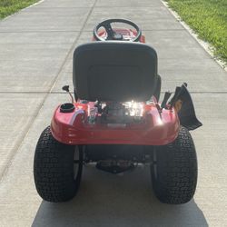 Troy -Bilt 42 In. Riding Lawn Mower