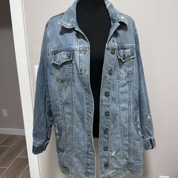 Torrid Womans Sz 1 (14,16) Blue Denim Trucker Medium Wash Jean Jacket Distressed 