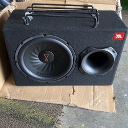 JBL SUBBP12AM - 12” amplified 12” Subwoofer with Sub Level Control, With Install Kit