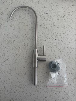 FILTERED WATER SPOUT