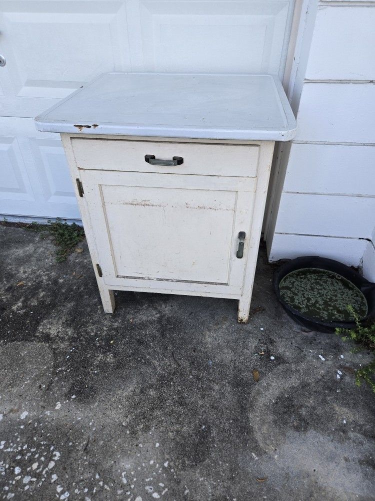 Vintage Porcelain Top Kitchen Island