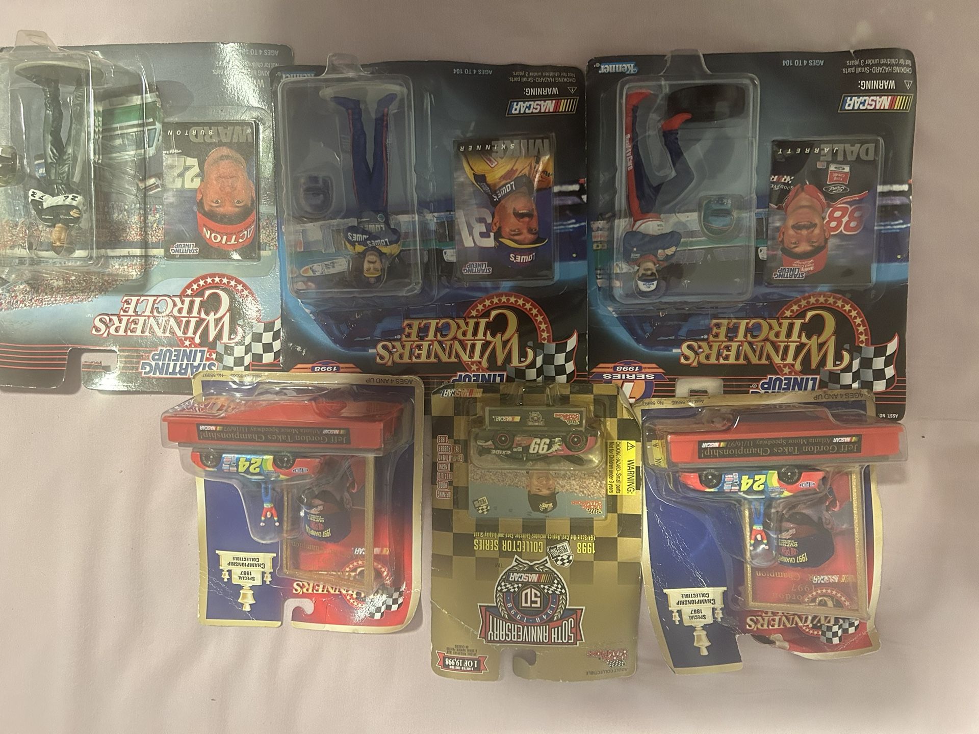6 Pices Of Old Collectibles That I Had In Storage