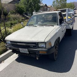 1990 Toyota Pick-Up