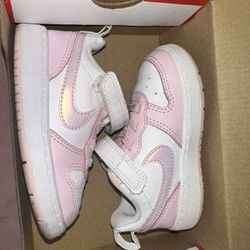 Nike Court toddler shoes