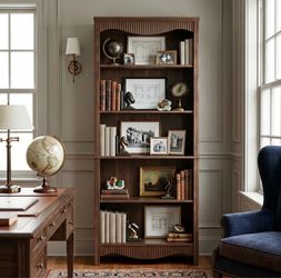 5-Tier Traditional Bookcase, Tall Bookshelf with Curved Decorative Top and Adjustable Shelves, Freestanding Storage Display Cabinet for Living Room, H