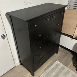 Dresser - 6 Drawers