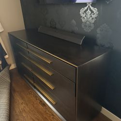 Smoked Peppercorn Bedroom set drawer dresser, mirror, 2 nightstands