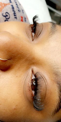 Lash extensions/ extensiones de pestañas