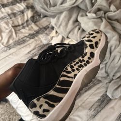 Jordan 11 Animal Instincts 