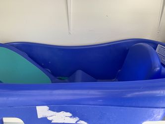 Baby bath tub
