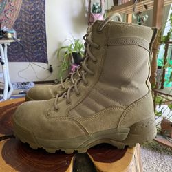 Original S.W.A.T Tactical Boots Size 7 Mens. 