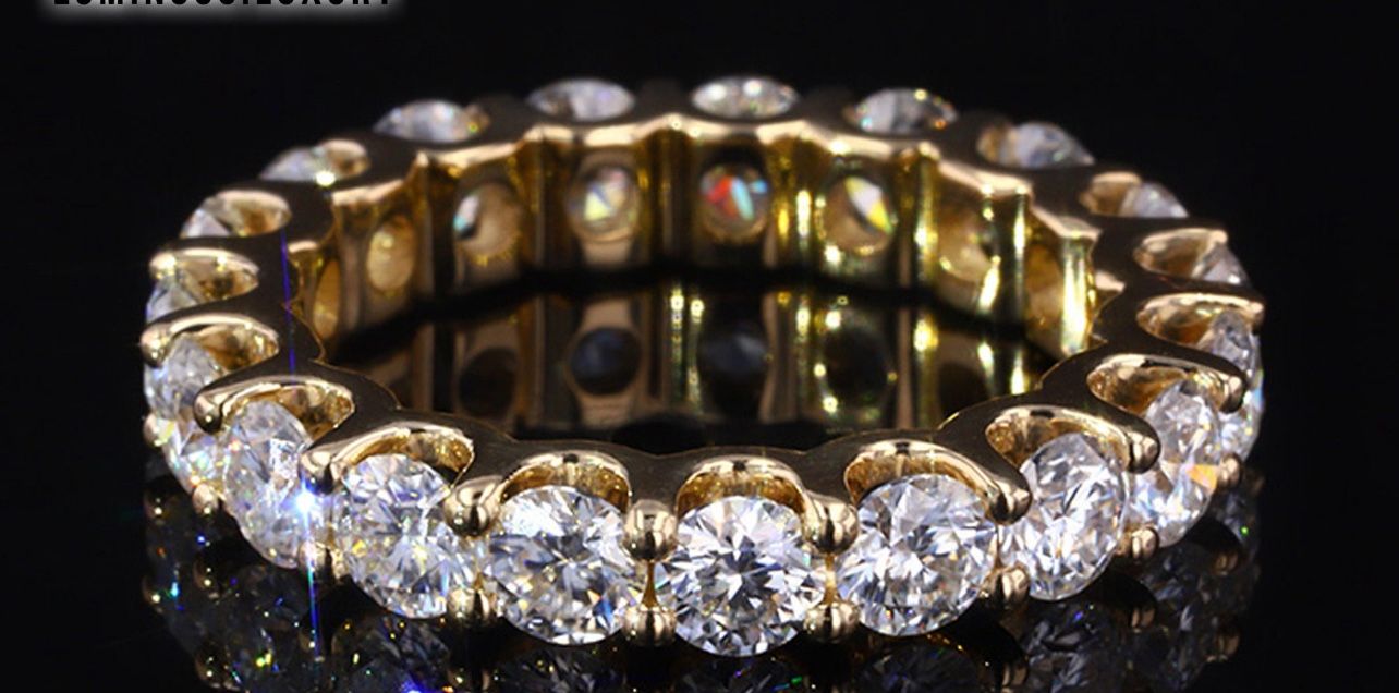 Moissanite Fire  Carat Total Weight Ring Size 7 New 10 Karat Gold