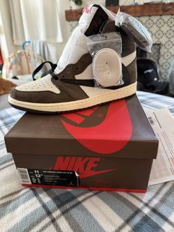 Travis Scott Jordan 1 Size 11
