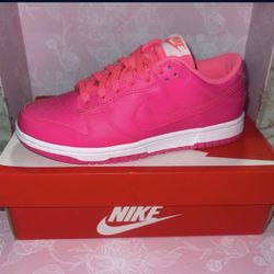 NEW Authentic Women’s Nike Dunk Low Shoes