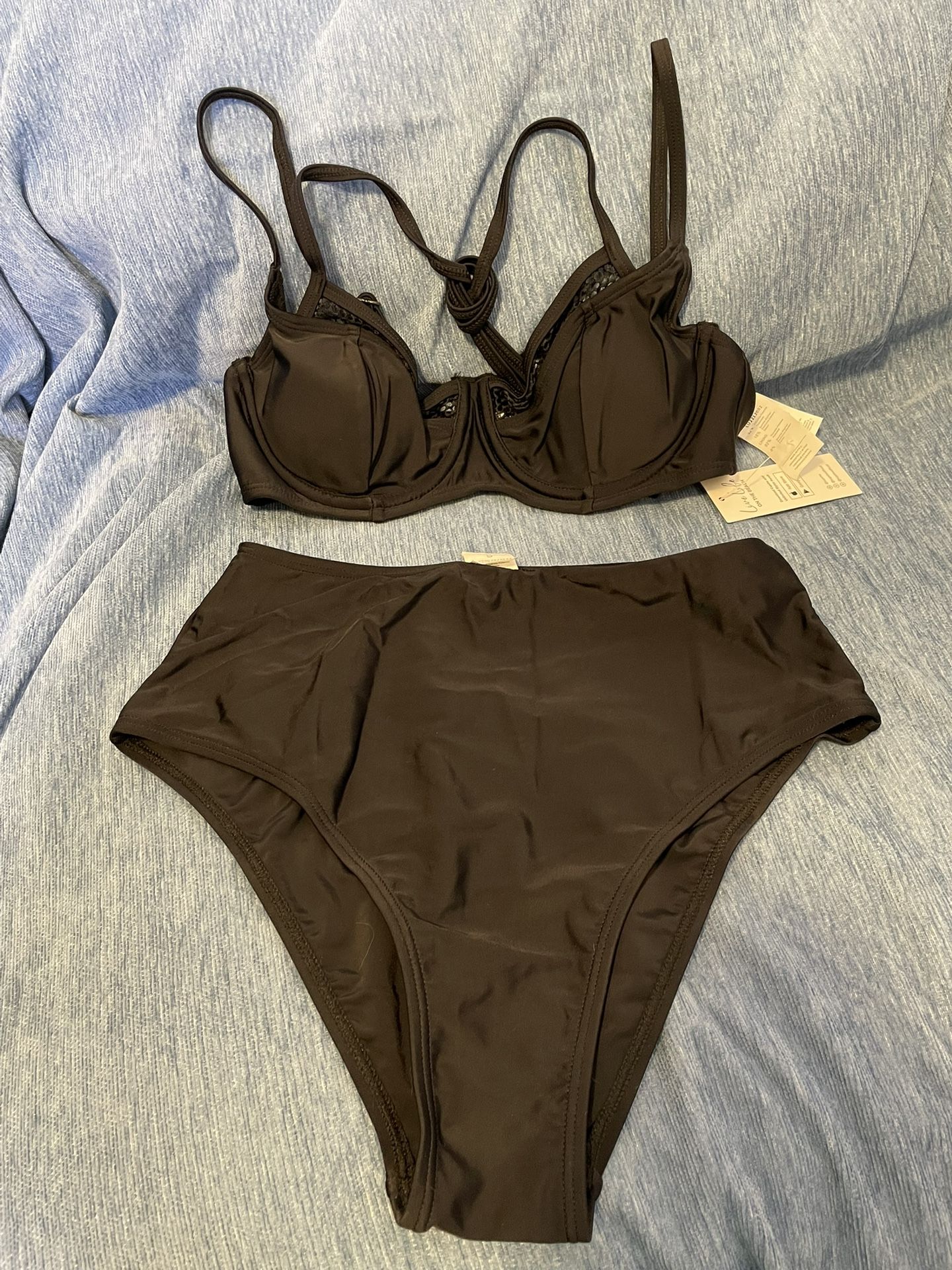 Bikini top and bottoms set