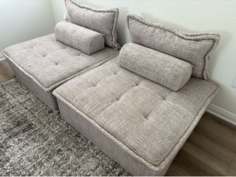 Two pieces comfortable set