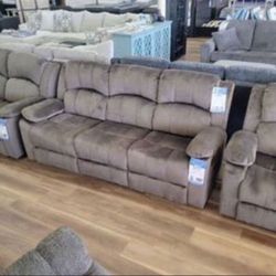 New Super Comfy Reclining Sofa And Love Seat Couch Set 