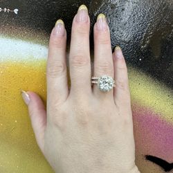 14k SET LAB DIAMOND RING 