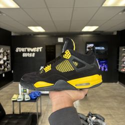 Jordan 4 Yellow Thunder Size 8 Men’s Available In Store