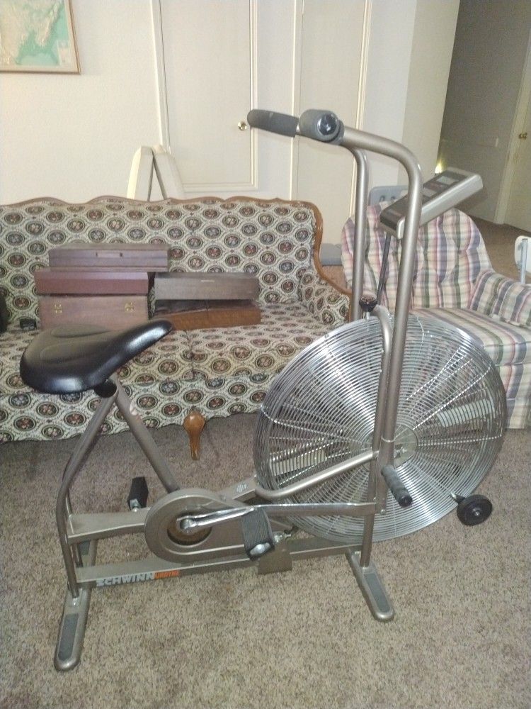 Barely used Vintage Schwinn Airdyne Dual Action Exercise Bike