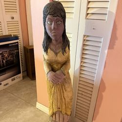 Reduced! Decorative Statue 