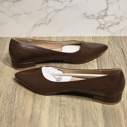 Journee Carmin Pointed Toe Flats