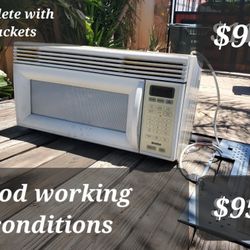 OVER THE COUNTER Kenmore Microwave Only $95