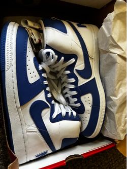 Nike Low-Top Sneakers White and Blue size 8