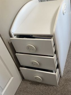 Diaper Changing Table With Storage