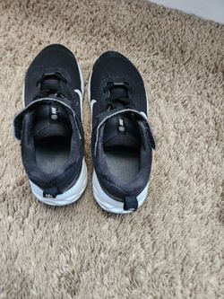 Used Kids Shoes Size 1.5Y Good Condition 