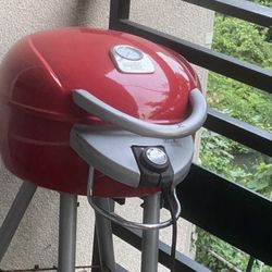 Chargrill Wlectric Like New Used 3 Times