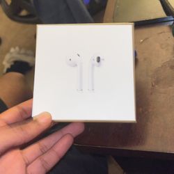 AirPods