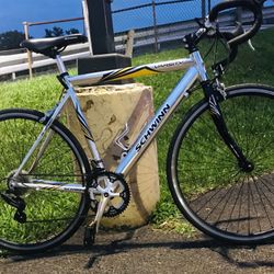 SCHWINN Varsity Road Bike carbon 14 speed Tire 27 frame 21 Carbon Fiber. for Sale in Philadelphia PA OfferUp