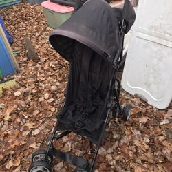 Very Nice Baby Train Heavy Duty Fold Up Stroller With Canopy And Storage Bag Only $35 Farm