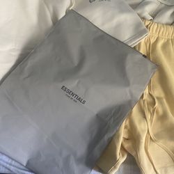 Essentials Fear Of God 
