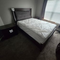 5-Piece Queen Bedroom Set + Mattress ✨