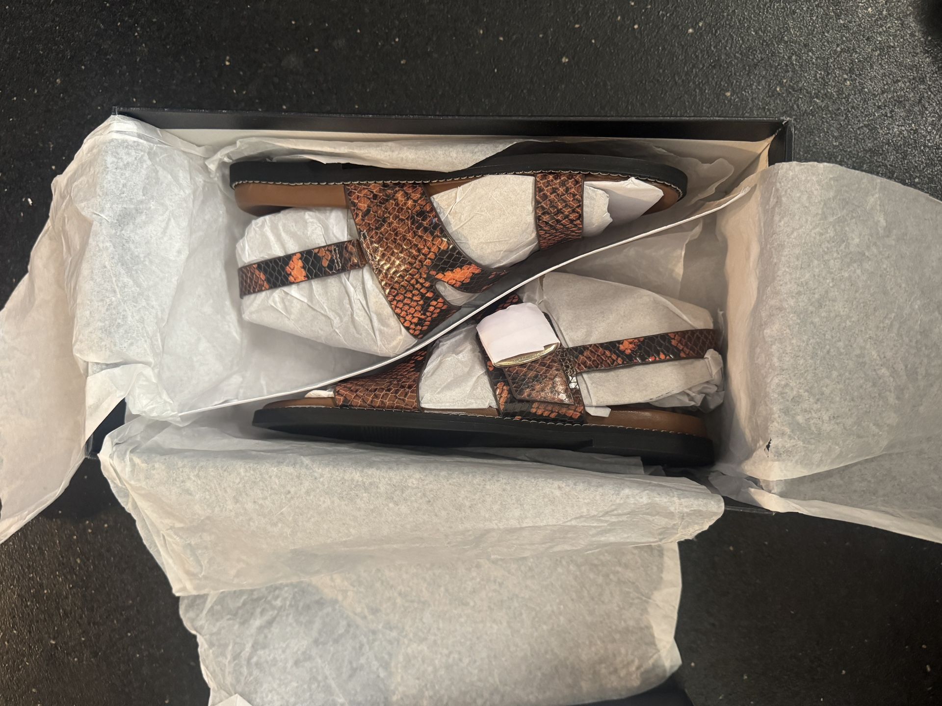 Size 5 Women’s Sandals