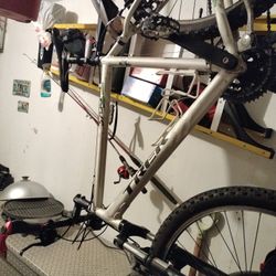 Trek 3700 21-inch Bike