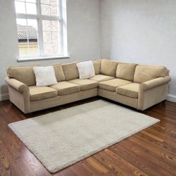 🚚DELIVERY- Large Beige Sectional Sofa