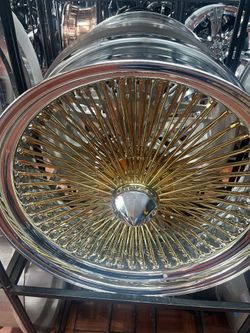 22” Gold 150 Spoke Wire Wheels – Bold & Eye-Catching