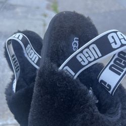 UGG Sandles